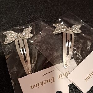 Elegant Pair Of Silver Hair Clips with Bow Design